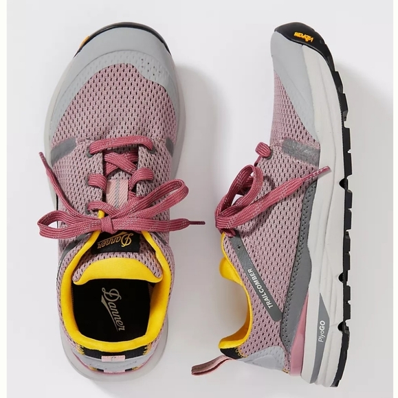 danner trailcomber hiker sneakers